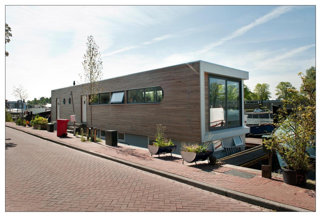 Private Guesthouse Bnb The Waterhouse Houseboat Amsterdam Exteriör bild